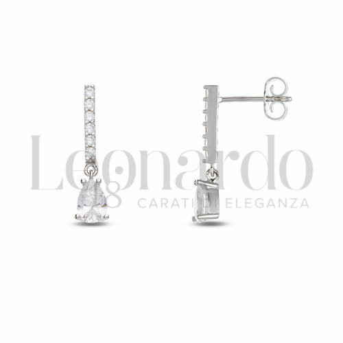 Forma Goccia con Zircone bianco in Oro Bianco da 1,8gr.