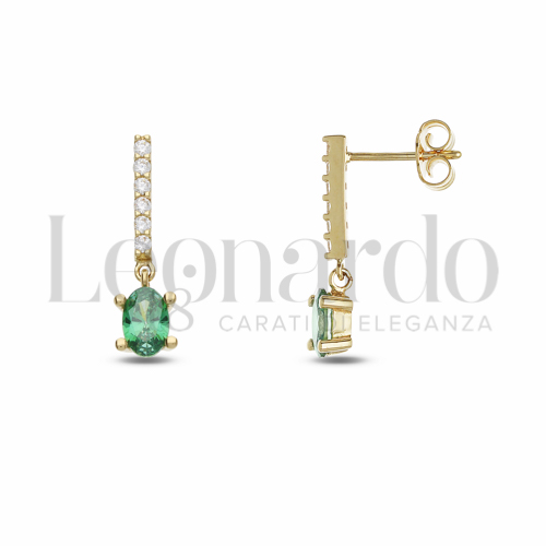 Forma Ovale con Pietra di Colore Verde e zirconi bianchi in Oro Giallo da 2,1gr.
