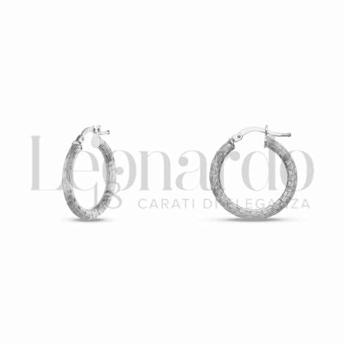 15 mm Diametro interno o misura in Oro Bianco da 1,7gr.