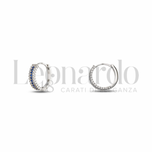 10 mm Diametro interno o misura con Zirconi blu e zirconi bianchi in Oro Bianco da 2,6gr.