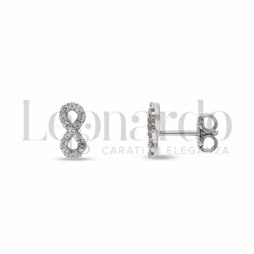 con Pavé di zirconi bianchi in Oro Bianco da 1,3gr.