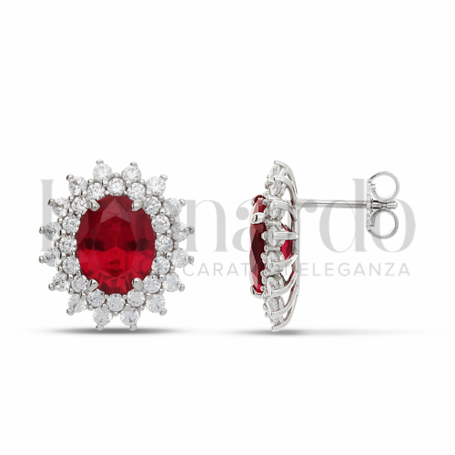 Forma Ovale con Pietra di Colore Rosso e zirconi bianchi in Oro Bianco da 6gr.