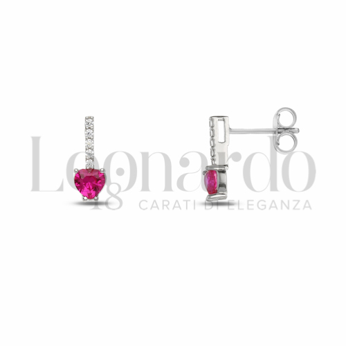 Forma Cuore con Pietra di Colore Rosso e zirconi bianchi in Oro Bianco da 1,5gr.