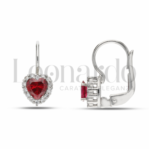 Forma Cuore con Pietra di Colore Rosso e zirconi bianchi in Oro Bianco da 2,6gr.