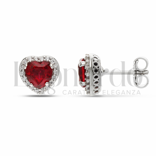 Forma Cuore con Pietra di Colore Rosso e zirconi bianchi in Oro Bianco da 3gr.