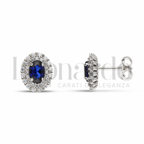 Forma Ovale con Pietra di Colore Blu e zirconi bianchi in Oro Bianco da 2,9gr.