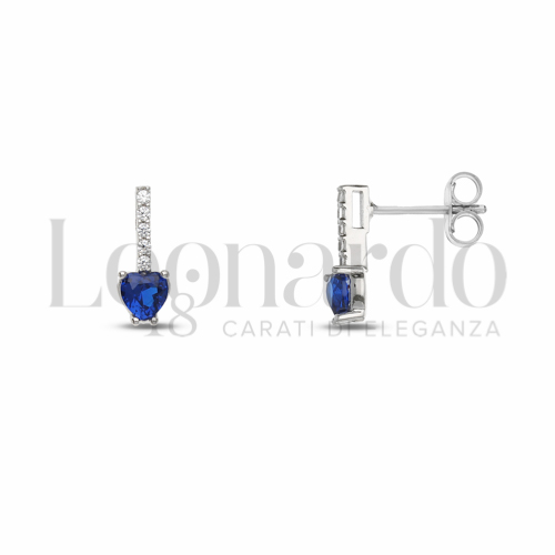 Forma Cuore con Pietra di Colore Blu e zirconi bianchi in Oro Bianco da 1,4gr.