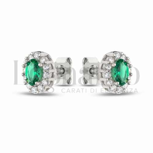Forma Ovale con Pietra di Colore Verde e zirconi bianchi in Oro Bianco da 2,2gr.