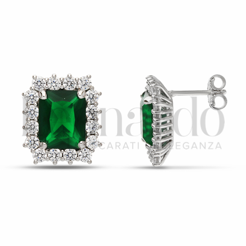 Forma Rettangolo con Pietra di Colore Verde e zirconi bianchi in Oro Bianco da 6gr.