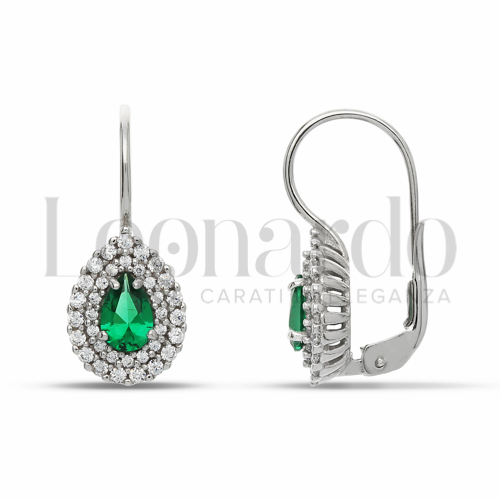 Forma Goccia con Pietra di Colore Verde e zirconi bianchi in Oro Bianco da 3,8gr.