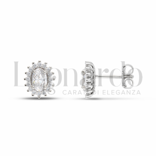 Forma Ovale con Pietra Bianca e zirconi bianchi in Oro Bianco da 2,3gr.