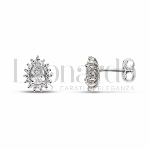 Forma Goccia con Pietra Bianca e zirconi bianchi in Oro Bianco da 2,1gr.
