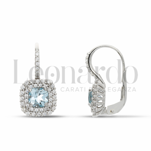 Forma Quadrato con Topazio azzurro e zirconi bianchi in Oro Bianco da 3,9gr.