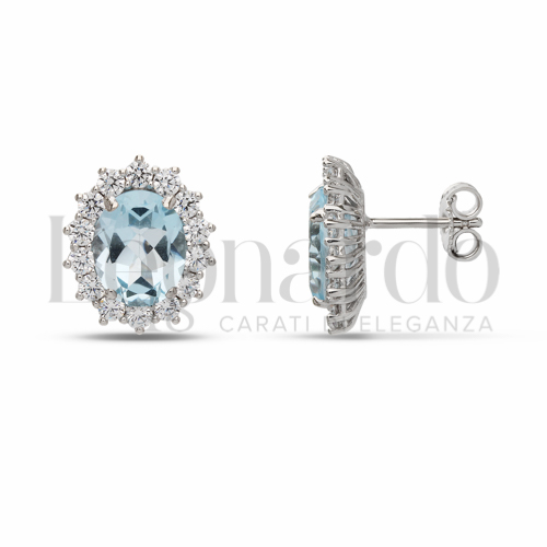 Forma Ovale con Topazio azzurro e zirconi bianchi in Oro Bianco da 5,3gr.