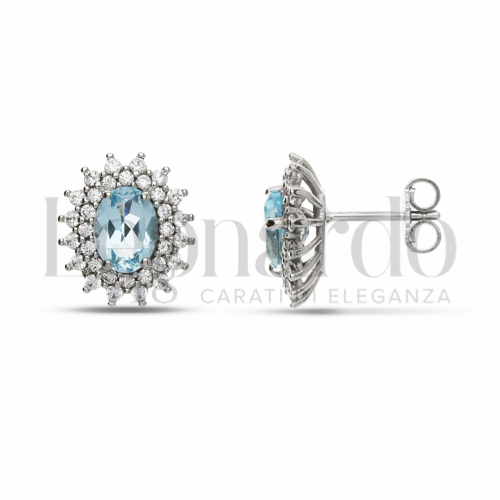 Forma Ovale con Topazio azzurro e zirconi bianchi in Oro Bianco da 4,4gr.