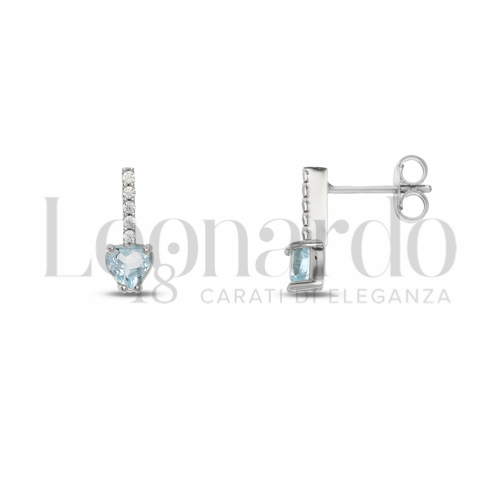 Forma Cuore con Topazio azzurro e zirconi bianchi in Oro Bianco da 1,5gr.