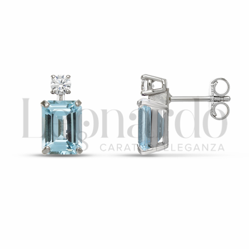 Forma Rettangolo con Topazio azzurro e zirconi bianchi in Oro Bianco da 2,8gr.