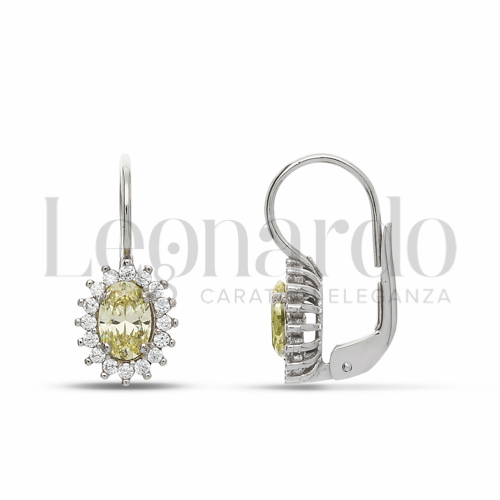 Forma Ovale con Pietra Idrotermale Giallo Fancy e zirconi bianchi in Oro Bianco da 2,6gr.