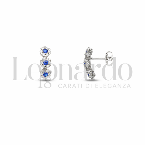 con Cuore di zirconi blu e contorno di zirconi bianchi in Oro Bianco da 2,4gr.