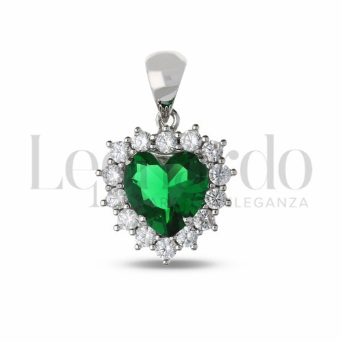 Forma Cuore con Pietra di Colore Verde e zirconi bianchi in Oro Bianco da 1,9gr.
