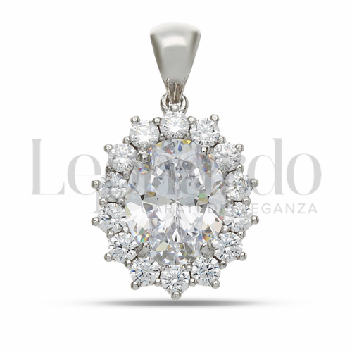 Forma Ovale con Pietra Bianca e zirconi bianchi in Oro Bianco da 3,1gr.