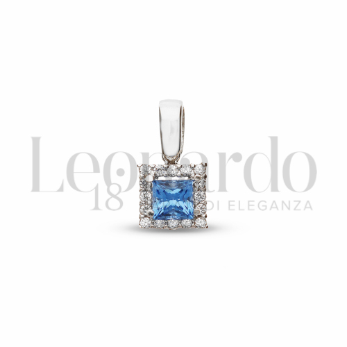 Forma Quadrato con Topazio azzurro e zirconi bianchi in Oro Bianco da 1gr.