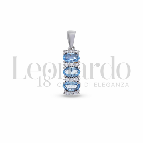 Forma Ovale con Topazio azzurro e zirconi bianchi in Oro Bianco da 1,5gr.